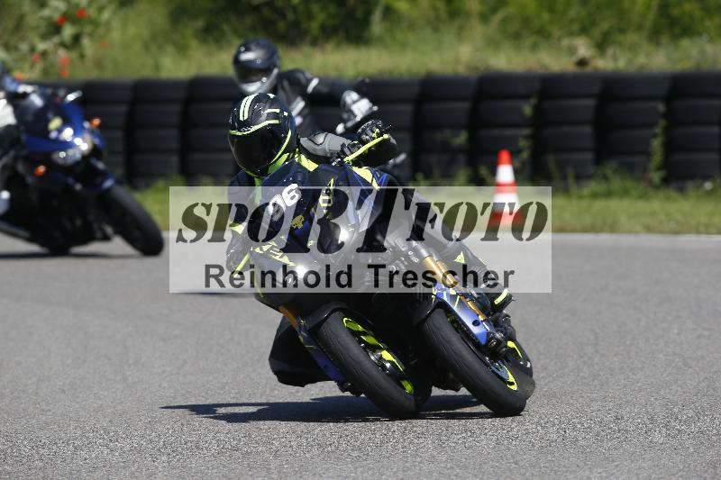 /Archiv-2024/29 12.06.2024 MOTO.CH Track Day ADR/Gruppe blau/96